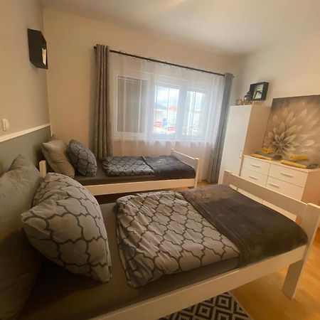 Apartman El Ogulin Dış mekan fotoğraf