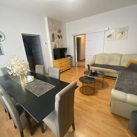 Apartman El Ogulin Dış mekan fotoğraf