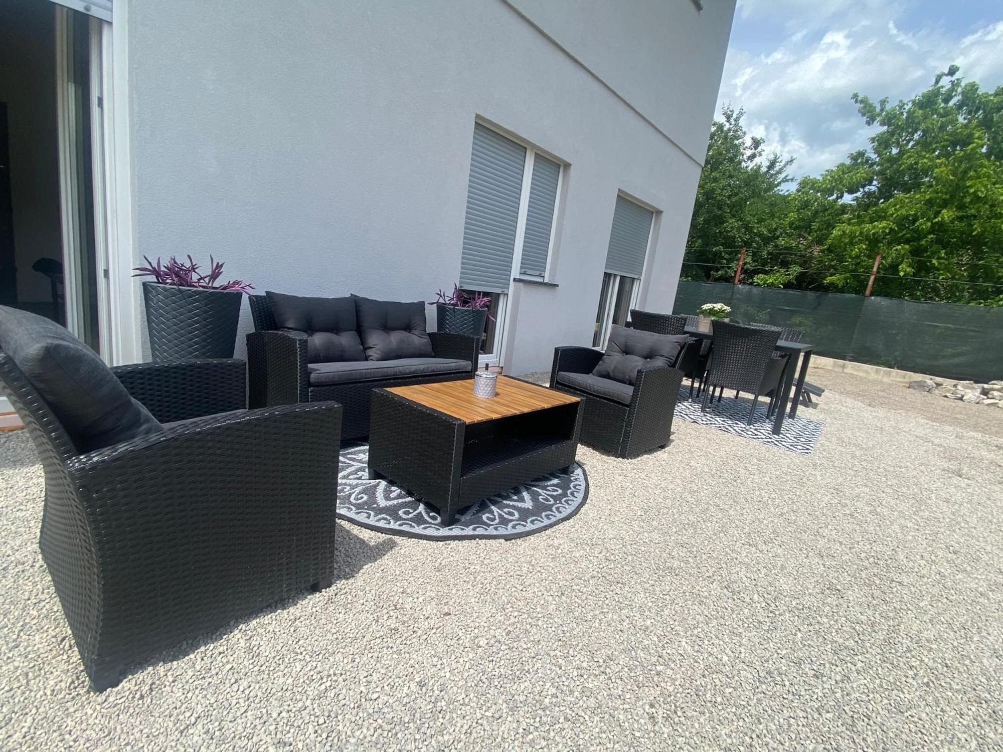 Apartman El Ogulin Dış mekan fotoğraf