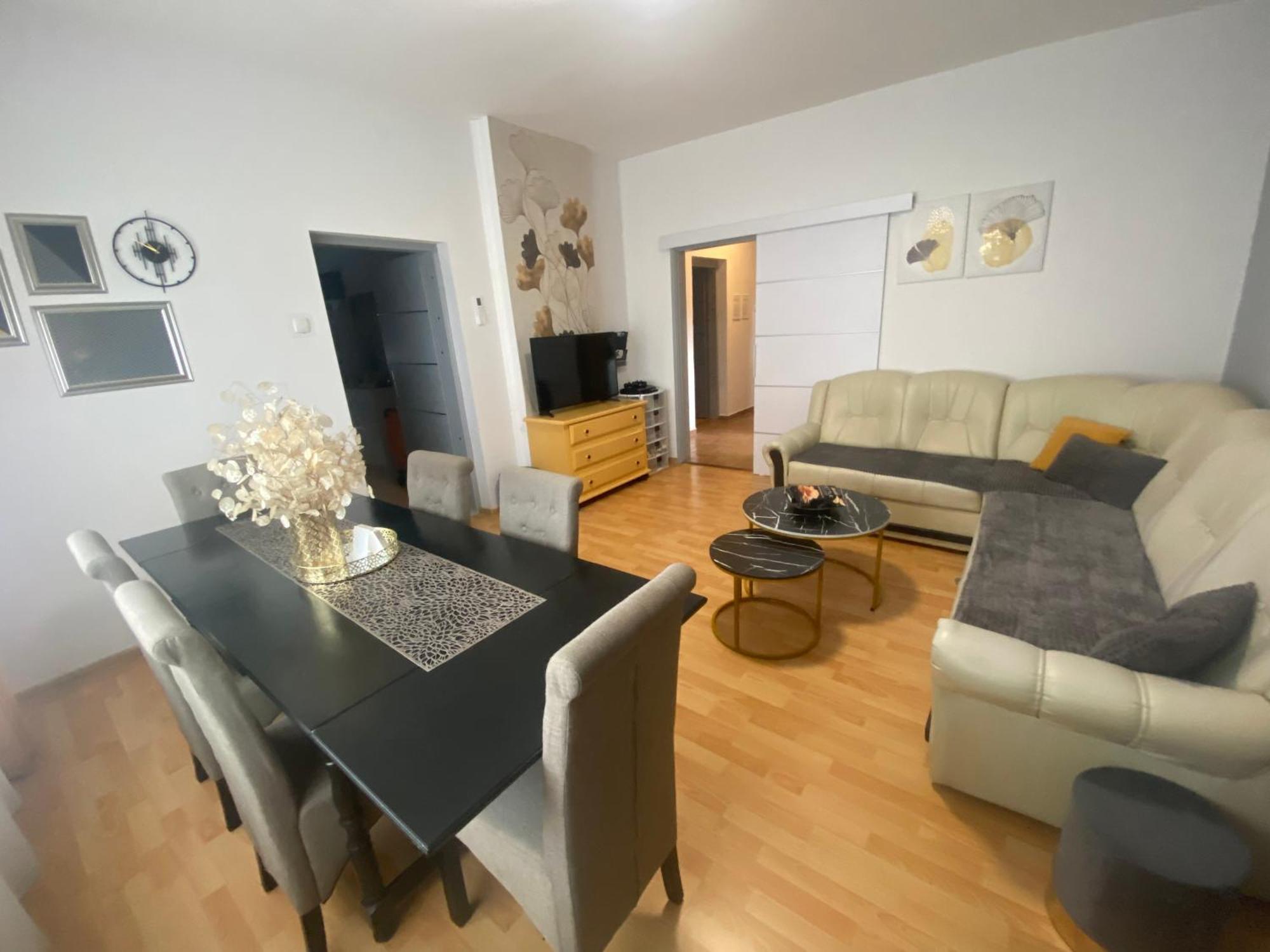 Apartman El Ogulin Dış mekan fotoğraf